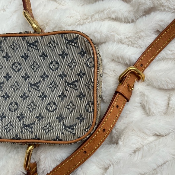 SOLD - Picture 3 of 14